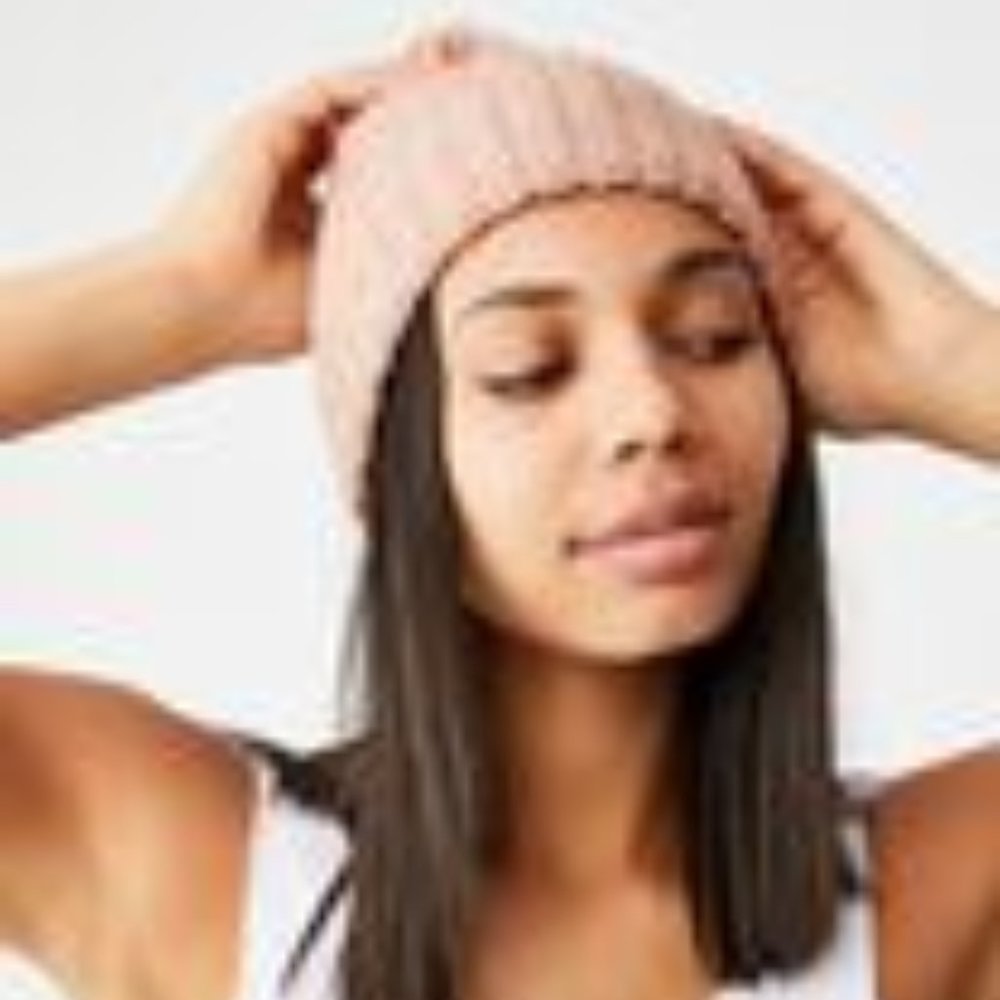 COTTON ON Poma Knit Beanie Pompom Hat Soft Pink New - Picture 4 of 6